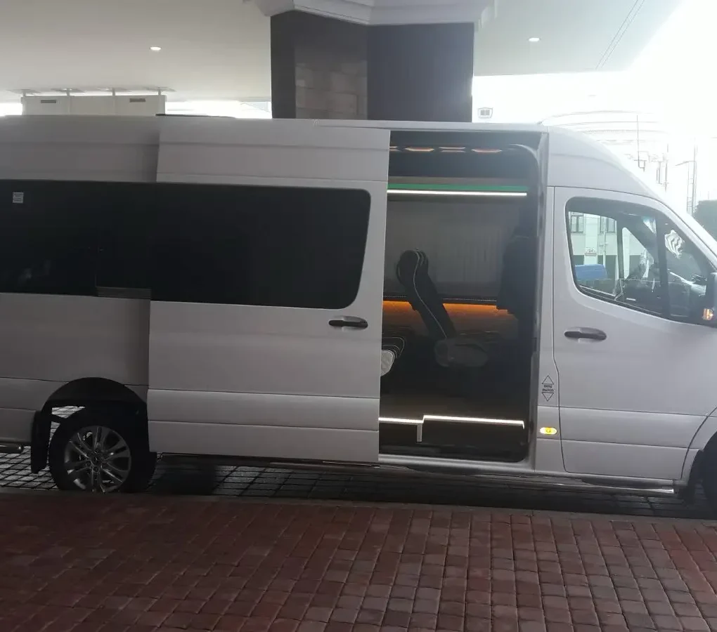 Mercedes-Benz Sprinter-20-3