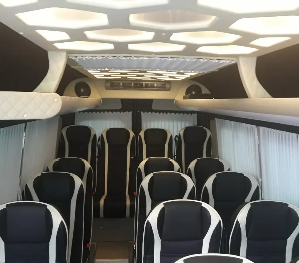Mercedes-Benz Sprinter-20-4